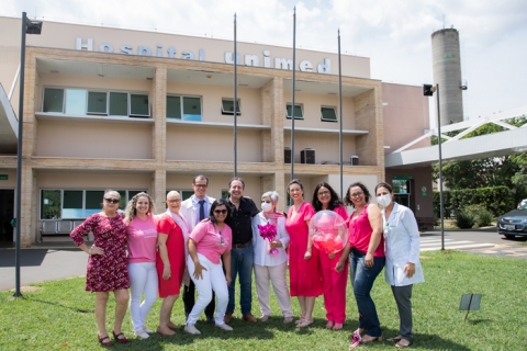 Campanha Outubro ms da sade da mulher valoriza mulheres em tratamento quimioterpico